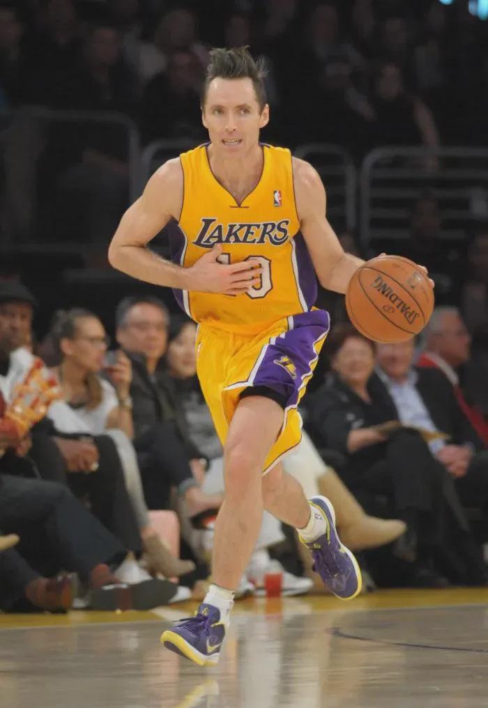 NBA历史上被球队抛弃的十大球星，艾弗森上榜