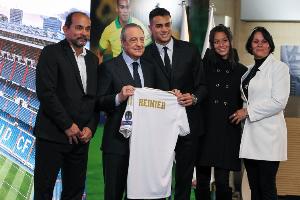 华体会hth体育官网入口-进球网：皇马原本在考虑跟雷尼尔解约，但米内罗竞技介入签下了他